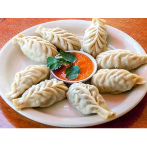 CHICKEN STEAM MOMOS