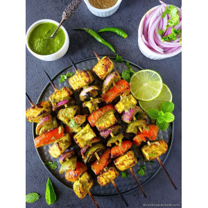 PANEER HARIYALI TIKKA