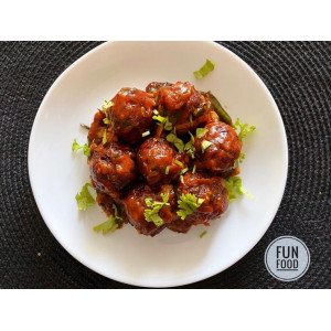 VEG MANCHURIAN DRY 8PCS