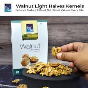 TIM TIM LIGHT HALVES WALNUT 250G