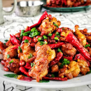 CHICKEN SCHEZWAN
