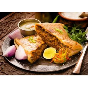 CHICKEN MUGHLAI PARATHA