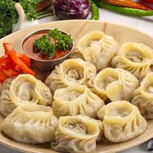 CHICKEN STEAM MOMOS