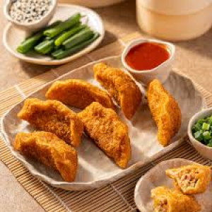 CHICKEN CRISPY MOMOS
