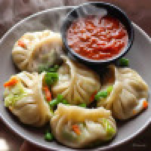 VEG STEAM MOMOS